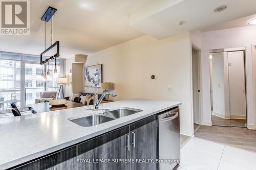 619 - 825 Church Street, Toronto, ON - Indoor Photo Showing Kitchen With Double Sink
