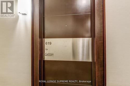 619 - 825 Church Street, Toronto, ON - Indoor