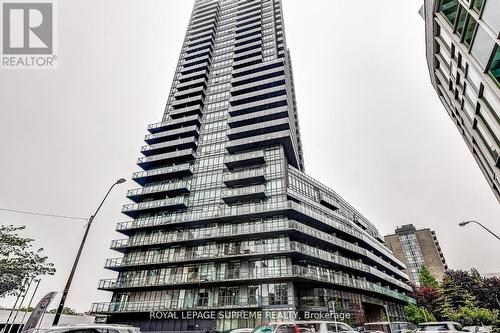 619 - 825 Church Street, Toronto, ON - Outdoor With Facade