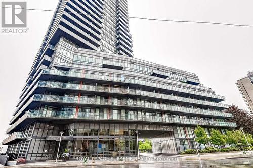 619 - 825 Church Street, Toronto, ON - Outdoor