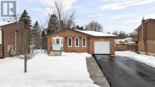 34 LANKIN BOULEVARD  Orillia, ON L3V 6T2