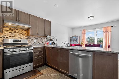 928 Hannah Avenue S, North Perth (Listowel), ON - Indoor Photo Showing Kitchen With Double Sink With Upgraded Kitchen