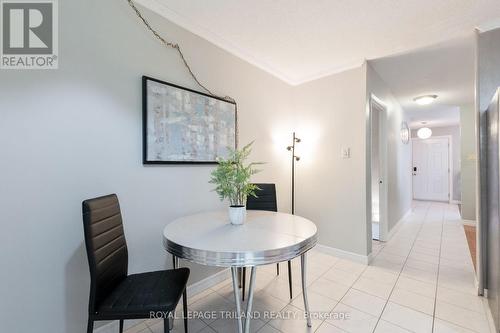 149 - 1247 Huron Street, London East (East A), ON - Indoor Photo Showing Dining Room