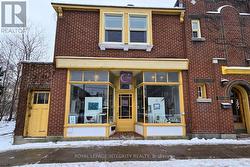 299 CRICHTON STREET  Ottawa, ON K1M 1W3