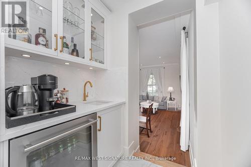 368 Main Street, King, ON - Indoor Photo Showing Kitchen