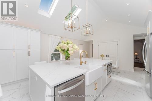 368 Main Street, King, ON - Indoor