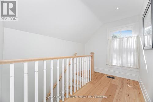 368 Main Street, King, ON - Indoor Photo Showing Other Room