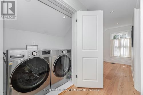 368 Main Street, King, ON - Indoor Photo Showing Laundry Room
