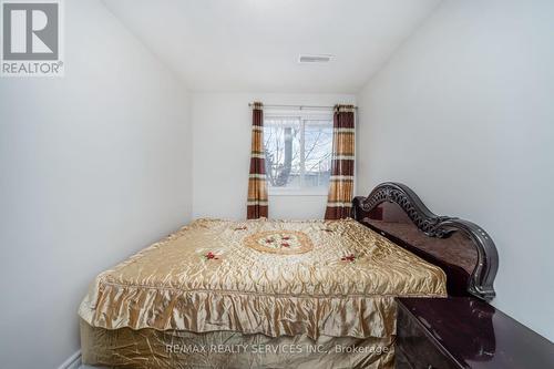 11 Juliette Square, Brampton, ON - Indoor Photo Showing Bedroom