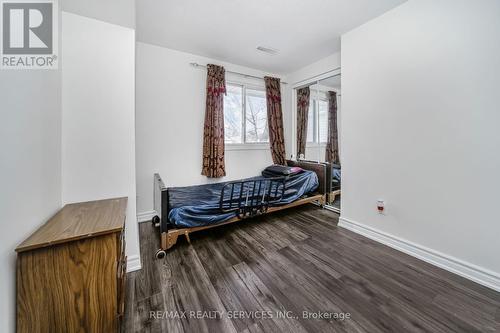 11 Juliette Square, Brampton, ON - Indoor
