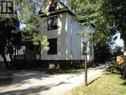 139 FORSYTH STREET  Sarnia, ON N7T 3A8
