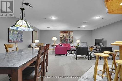 1404 - 500 Talbot Street, London East (East F), ON - Indoor Photo Showing Dining Room