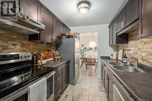 612 - 45 Pond Mills Road, London South (South J), ON - Indoor Photo Showing Kitchen With Double Sink