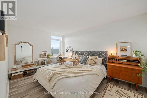 612 - 45 Pond Mills Road, London South (South J), ON - Indoor Photo Showing Bedroom