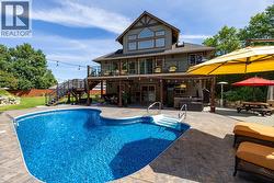 1682 Larkridge Court Kelowna, BC V1W 4N5