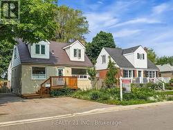 98 NATAL AVENUE  Toronto, ON M1N 3V6