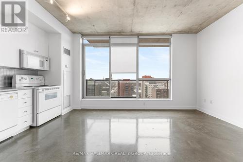 903 - 180 York Street, Ottawa, ON - Indoor Photo Showing Kitchen