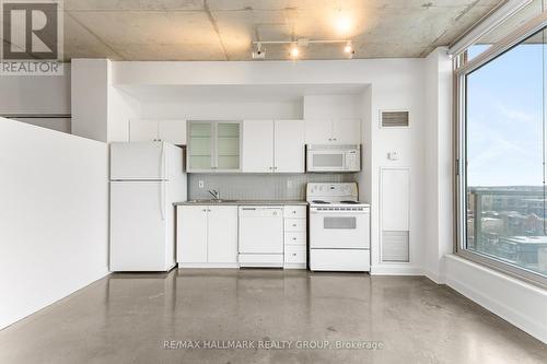 903 - 180 York Street, Ottawa, ON - Indoor Photo Showing Kitchen