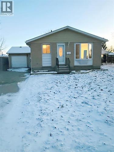 537 CARDIFF DRIVE  Sarnia, ON N7S 4B8