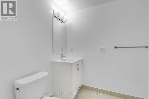 317 - 1603 Eglinton Avenue W, Toronto, ON - Indoor Photo Showing Kitchen