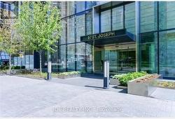 2208 - 57 ST JOSEPH STREET  Toronto, ON M5S 0C5
