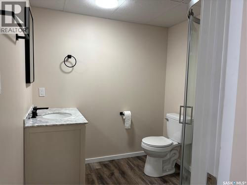 353 25Th Street W, Prince Albert, SK - Indoor Photo Showing Bathroom