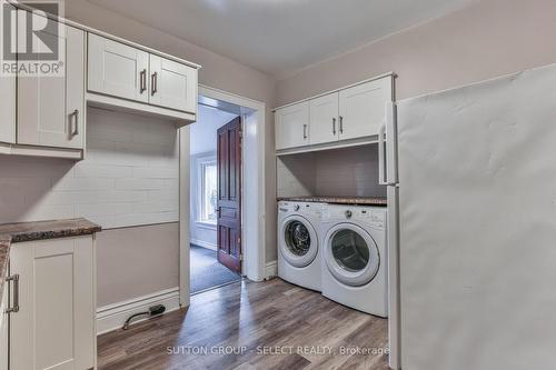123 Mill Street, London East (East F), ON - Indoor Photo Showing Laundry Room