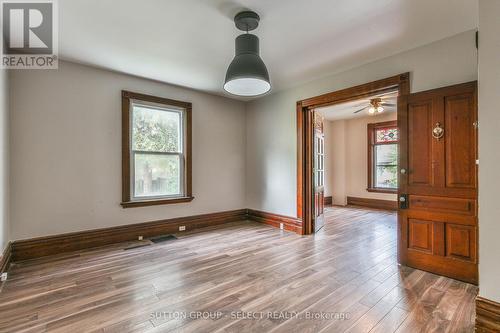 123 Mill Street, London East (East F), ON - Indoor Photo Showing Other Room