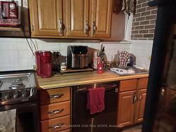 Galley kitchenette - 