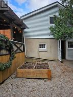 Raised garden bed - 
