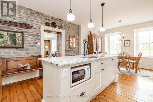 437 County  23 Road, Merrickville-Wolford, ON - Indoor Photo Showing Kitchen