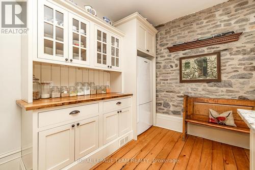 437 County  23 Road, Merrickville-Wolford, ON - Indoor Photo Showing Other Room