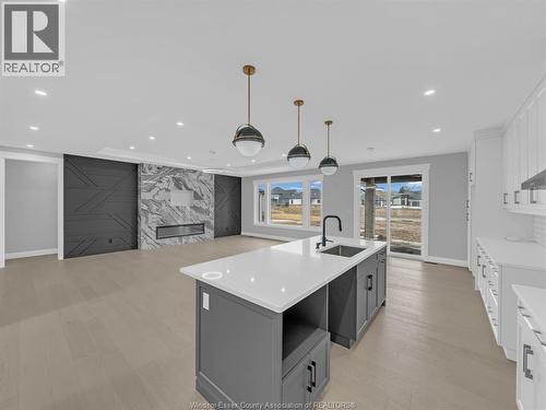 1944 Sannita, Ruthven, ON - Indoor Photo Showing Kitchen With Upgraded Kitchen