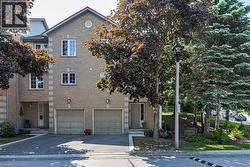 31 MOSS Boulevard Unit# 1  Dundas, ON L9H 7A6