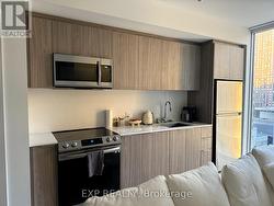 1506 - 357 KING STREET W  Toronto, ON M5V 1K2