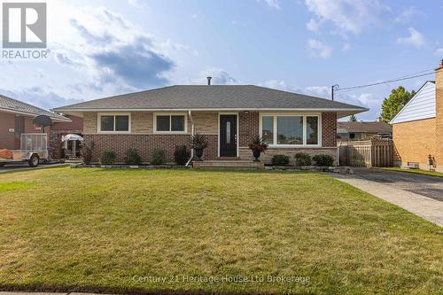 1064 Sovereign Road, Woodstock (Woodstock - North), ON - Outdoor