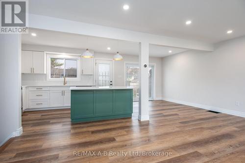 149 Norfolk Street, Stratford, ON - Indoor