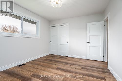 149 Norfolk Street, Stratford, ON - Indoor Photo Showing Other Room