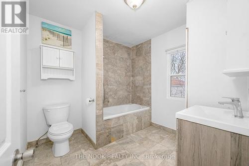 Main Floor Bathroom - 219 Verdun Road, Oshawa (Central), ON - Indoor Photo Showing Bathroom