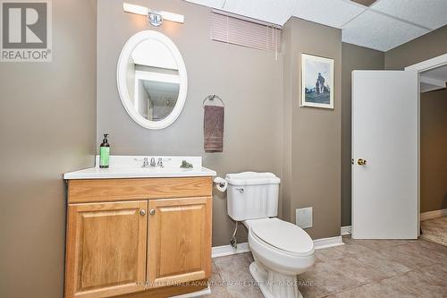 28 Dixon Crescent, Welland (N. Welland), ON - Indoor Photo Showing Bathroom