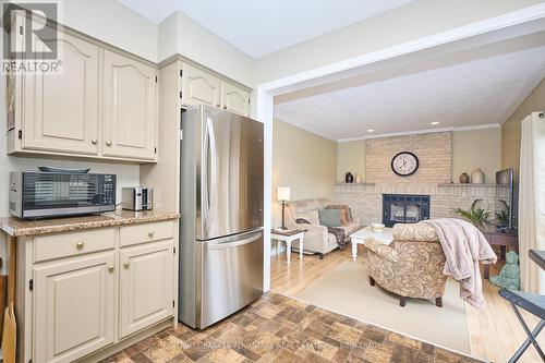 28 Dixon Crescent, Welland (N. Welland), ON - Indoor With Fireplace