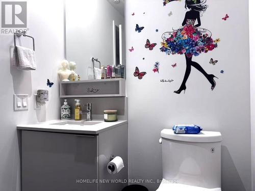 608 - 950 Portage Parkway, Vaughan, ON - Indoor