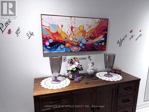 608 - 950 Portage Parkway, Vaughan, ON - Indoor Photo Showing Other Room