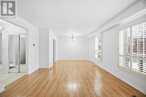 24 - 25 Gosford Boulevard, Toronto, ON - Indoor Photo Showing Other Room