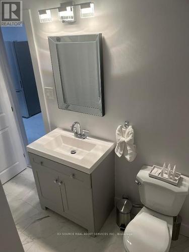 200 Cantin Street, Ottawa, ON - Indoor Photo Showing Bathroom