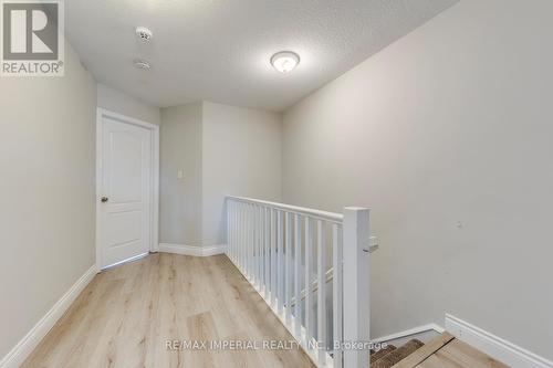 25 - 7 Southside Place, Hamilton, ON - Indoor Photo Showing Other Room