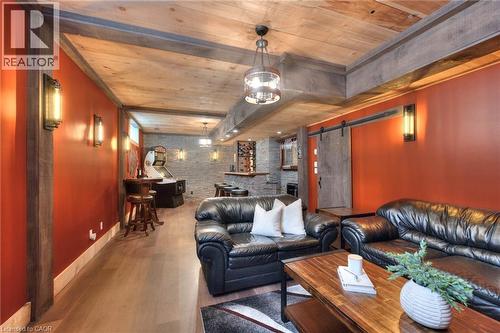 363 Golf Course Road, Conestogo, ON - Indoor Photo Showing Living Room