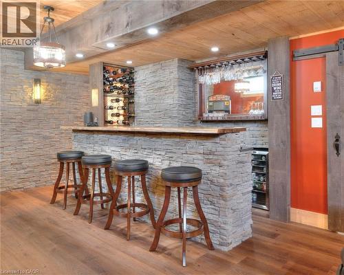 363 Golf Course Road, Conestogo, ON - Indoor Photo Showing Dining Room