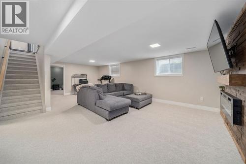 4482 Derby Street, Petrolia, ON - Indoor Photo Showing Basement