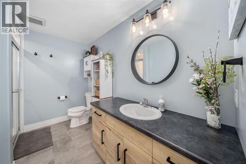 4482 Derby Street, Petrolia, ON - Indoor Photo Showing Bathroom